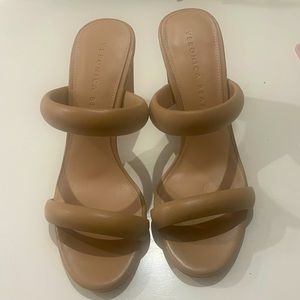 Veronica bears nude/tan strappy sandals.
